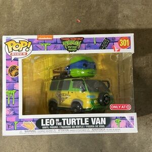 Funko Pop! Rides Leo in Turtle Van - Green & Blue
